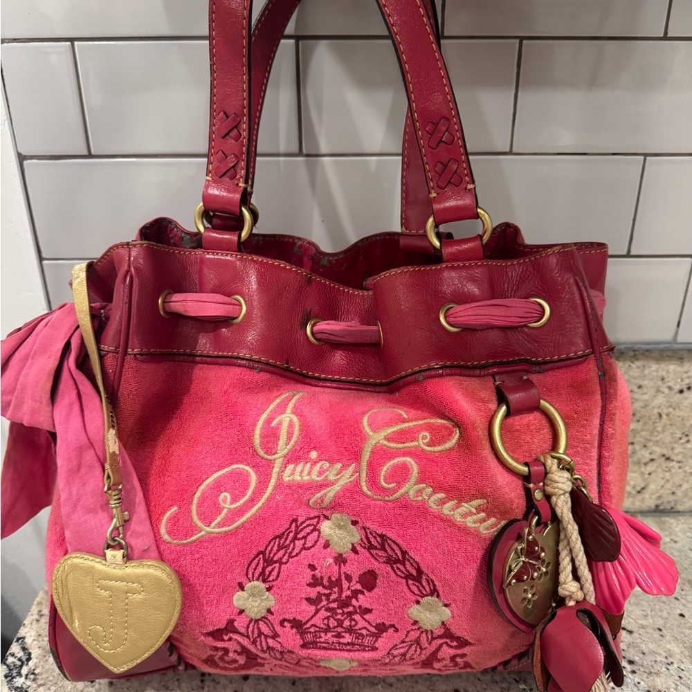 RARE Y2K VINTAGE Juicy Couture Pink Tote Bag velour - Picture 1 of 8